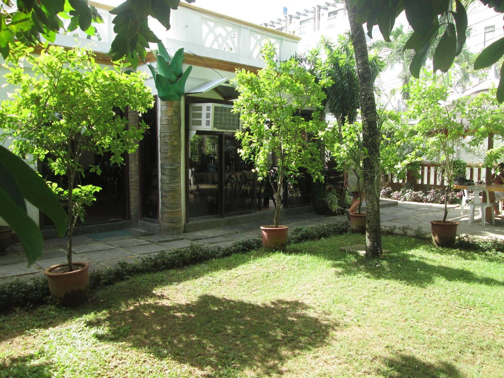Seabird International Resort Balabag  Exterior photo